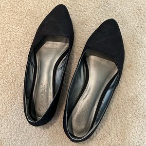Black Pointed Flats